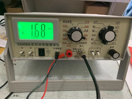 ЭН 1149-1/ЭН 1149-2 ААТКК 76 тестера удельного сопротивления поверхности ткани цифрового дисплея